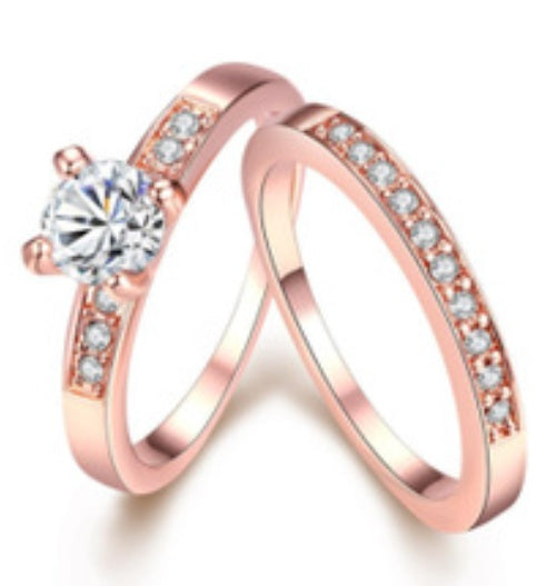 Anello in Oro Rosa con Diamanti