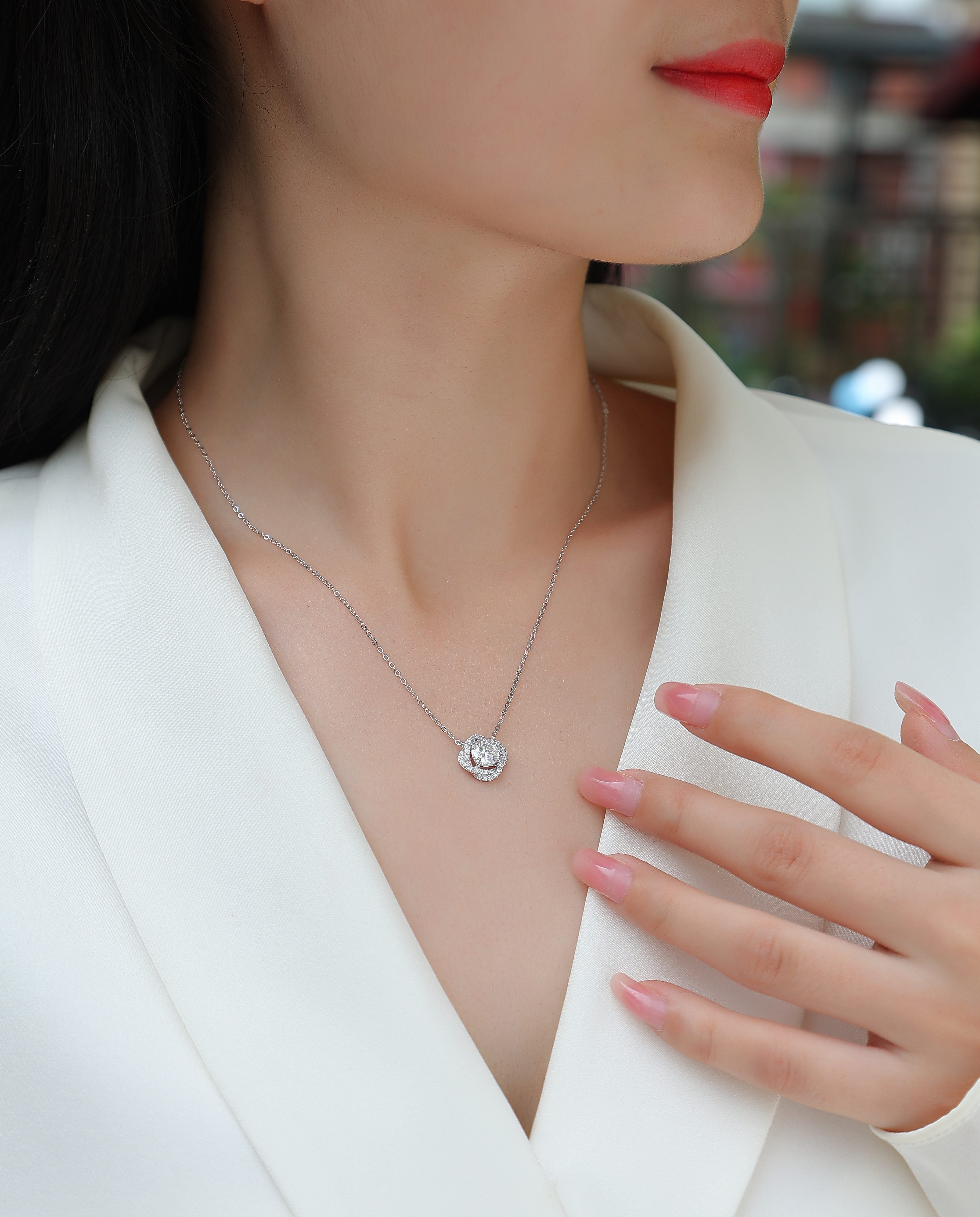 Lucky Flower con Moissanite