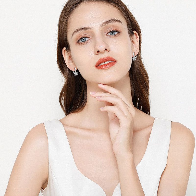 Orecchini Moissanite S925